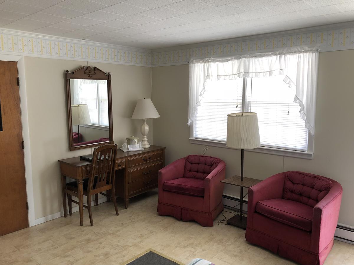 דניס פורט Doryman Motel מראה חיצוני תמונה
